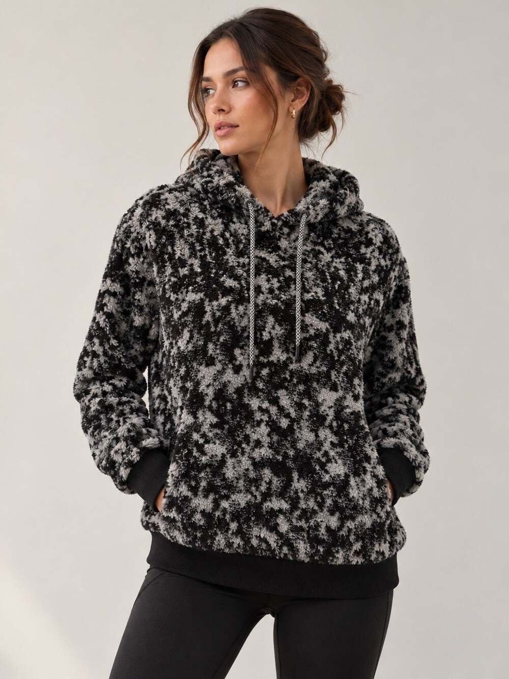 Athleta Tugga Sherpa Jacquard Hoodie Small Black Gray Cozy Fleece Outdoorsy